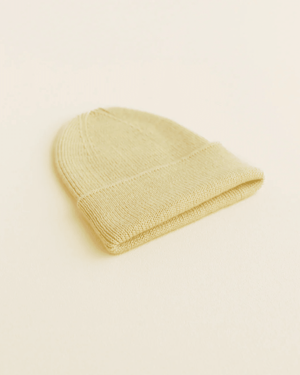 Hvid Newborn Beanie Light Yellow