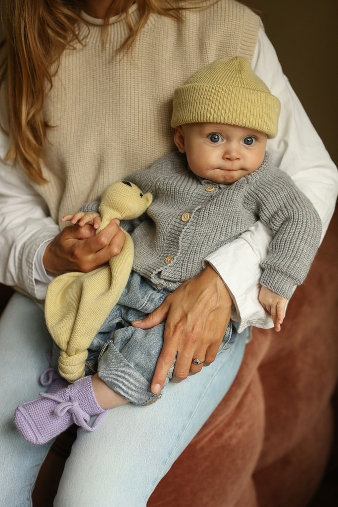 Hvid Newborn Beanie Light Yellow